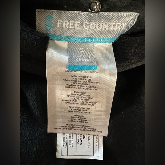 Reversible Puffer Jacket - NWT - Picture 5 of 10